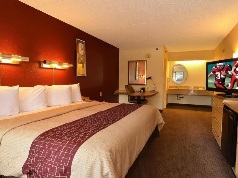 Red Roof Inn Tampa - Brandon Exterior foto